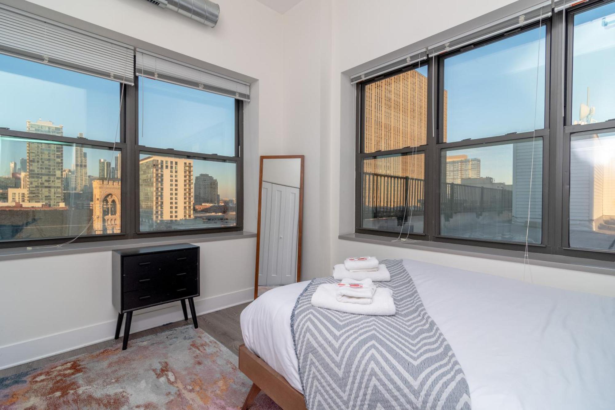 Mccormick Place 3Br Luxury Penthouse Duplex With Personal Rooftop And Optional Parking For 8 Guests In Chicago South Loop Exterior foto